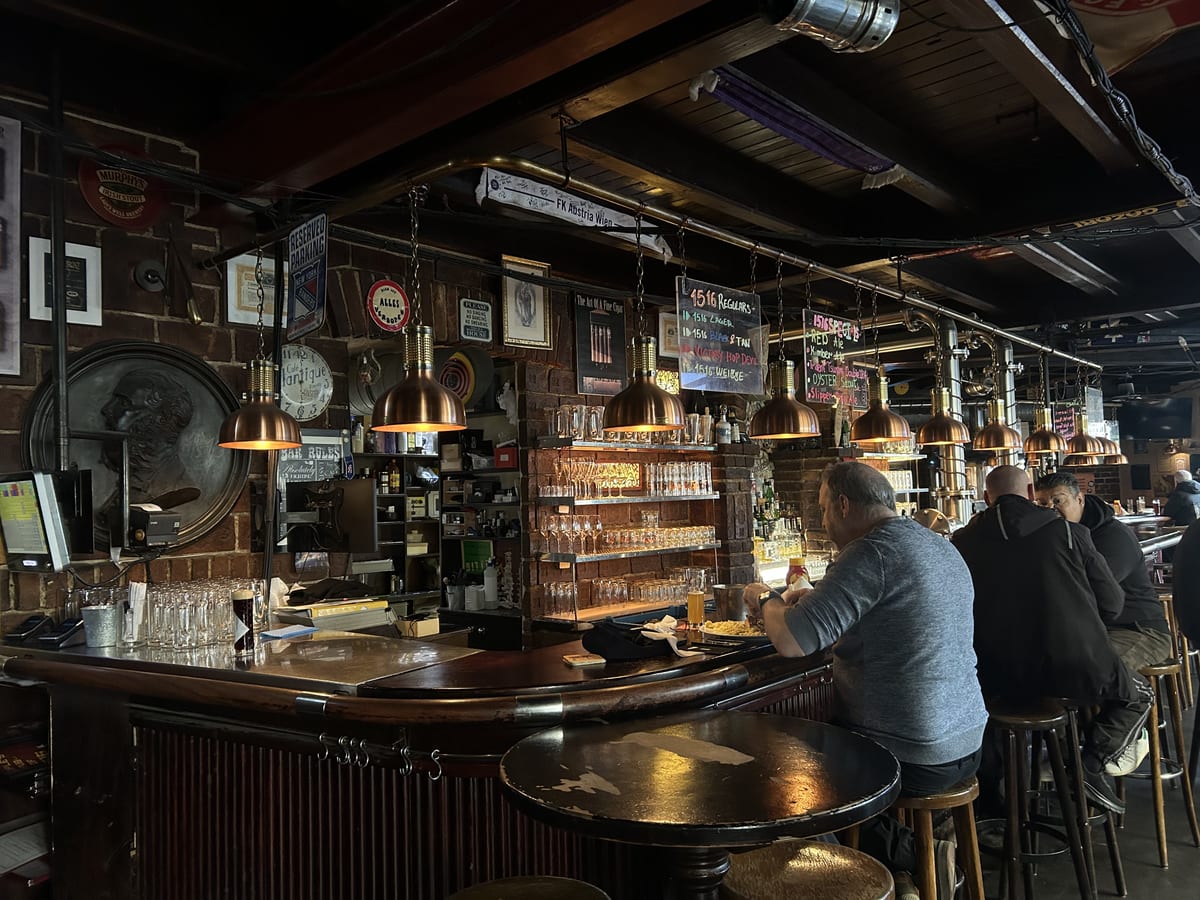 1516 Brewing Company interior, Vienna